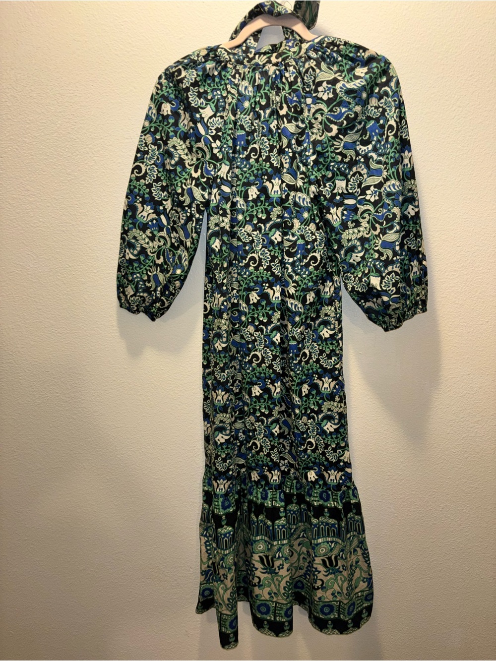 Tuckernuck Batik Floral Lyles Green Blue Puff Sleeve Belted Midi Dress Xs View 6